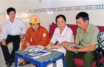 Duy trì, mở rộng mô hình 
gia đình tiết kiệm điện