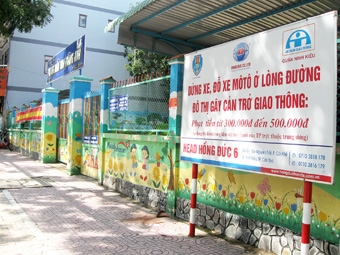 Xây dựng tuyến đường an toàn,  kiểu mẫu