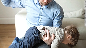 Đánh đòn ảnh hưởng đến chất xám của trẻ