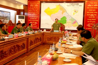 Thượng tướng Đặng Văn Hiếu, Thứ trưởng Thường trực Bộ Công an làm việc với Công an TP Cần Thơ