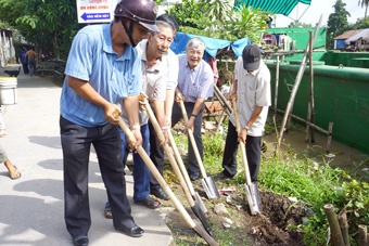 Khởi công xây dựng bờ kè sinh học tại rạch Cái Sơn