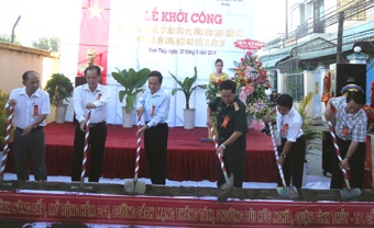 Khởi công nâng cấp, mở rộng hẻm 244, 
đường Cách Mạng Tháng Tám