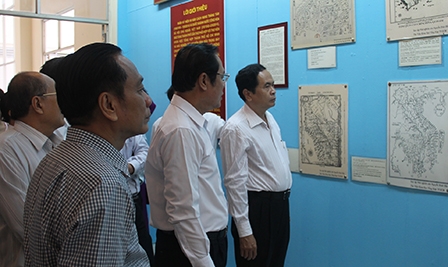 Khai mạc chuyên đề "Chủ quyền Việt Nam
trên biển Đông và Hoàng Sa-Trường Sa"