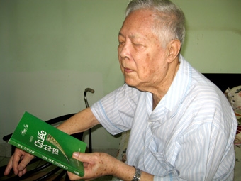 Người lính già nặng nợ...