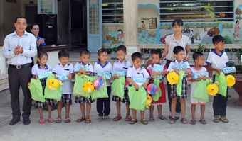 Nhiều hoạt động vui chơi giải trí 
cho thiếu nhi nhân dịp Tết Trung thu