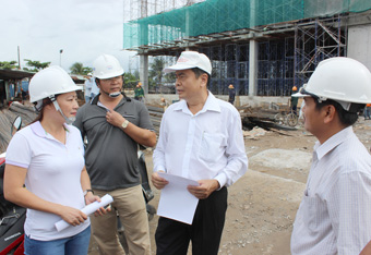 Lãnh đạo thành phố kiểm tra một số công trình trên địa bàn quận Cái Răng và Ninh Kiều