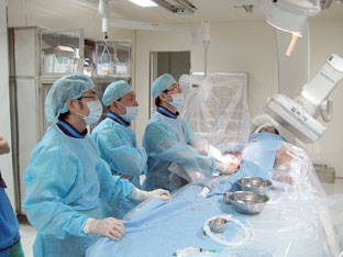 Từ phòng bệnh đến chăm sóc bệnh nhân