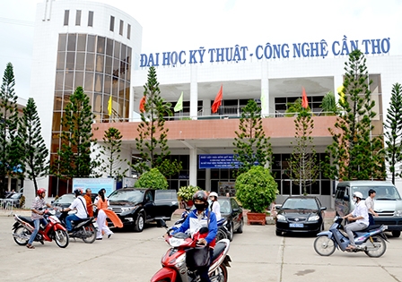 Cần giao quyền tự chủ mạnh mẽ hơn cho các cơ sở giáo dục đại học