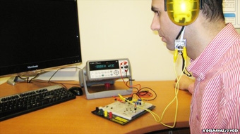 Sản xuất điện bằng cách nhai