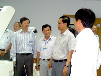 Tổng Thanh tra Chính phủ
thăm Bệnh viện Đa khoa TP Cần Thơ