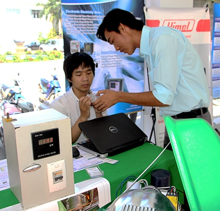 Giải pháp quản lý và sử dụng 
năng lượng tiết kiệm, hiệu quả