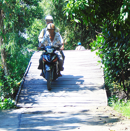 Nâng cao ý thức người dân trong giữ gìn trật tự,
an toàn giao thông