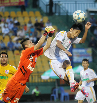 Cúp vô địch trở lại xứ Nghệ