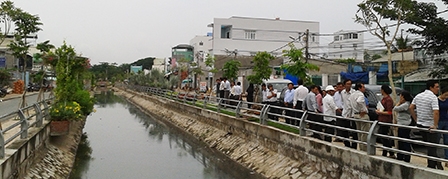 Tập trung thi công khẩn trương để kịp hoàn thành Dự án Nâng cấp đô thị TP Cần Thơ vào cuối năm 2014