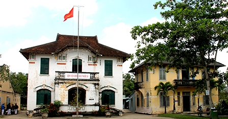 Đề xuất phương án quản lý sử dụng trụ sở Bệnh viện Lao
và bệnh phổi thành phố tại quận Bình Thủy