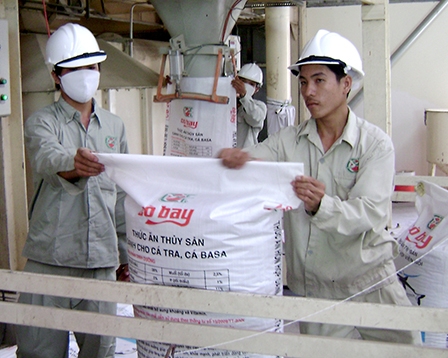 Tìm cách vượt khó    