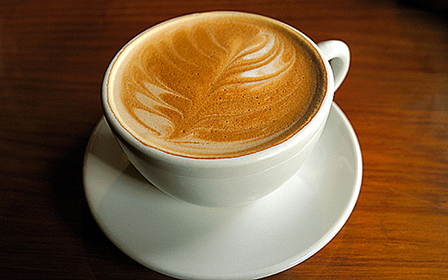 Uống nhiều cà phê ảnh hưởng khả năng sinh sản của nam giới