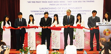 Khởi động dự án “Hỗ trợ phát triển xuất khẩu
nông - thủy sản vào thị trường Phần Lan và Bắc Âu”