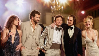 “American Hustle” 
Chiến thắng không dành cho kẻ thủ đoạn