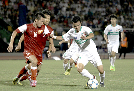 Các cầu thủ U19 HAGL JMG
làm hài lòng người hâm mộ