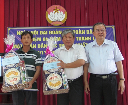 Tưng bừng ngày hội đại đoàn kết
toàn dân tộc ở khu dân cư