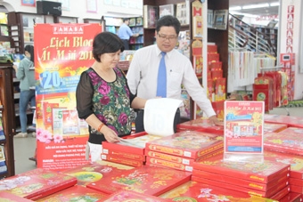 Phong phú lịch Tết 2015