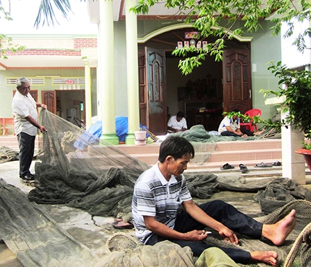 Bám biển mưu sinh