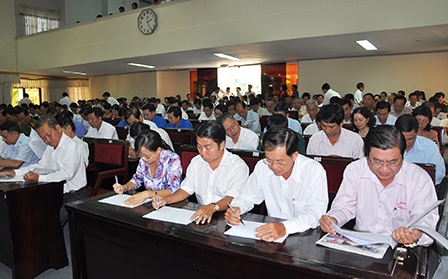 Lấy ý kiến rà soát, bổ sung lần thứ hai quy hoạch Ban Chấp hành Đảng bộ và các chức danh lãnh đạo chủ chốt thành phố, giai đoạn 2015-2020