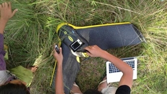 Chống bệnh truyền nhiễm bằng máy bay không người lái