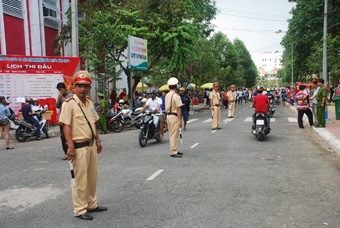 Đảm bảo an ninh trật tự và trật tự an toàn giao thông trong đợt thi đấu bóng đá