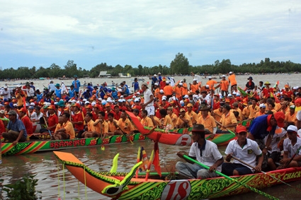 Khai ma&#803;c Ngày hội văn hóa, thể thao và du lịch dân tộc Khmer tỉnh Kiên Giang lần thứ VIII-2014