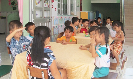 Nỗ lực nâng cao hiệu quả phổ cập giáo dục mầm non cho trẻ 5 tuổi