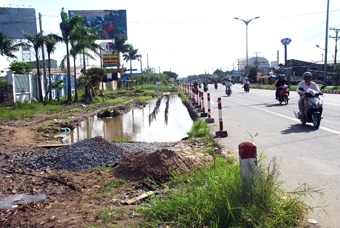TĂNG CƯỜNG BIỆN PHÁP HẠN CHẾ, NGĂN CHẶN TAI NẠN GIAO THÔNG TUYẾN QUỐC LỘ 1A ĐOẠN ĐANG NÂNG CẤP, MỞ RỘNG