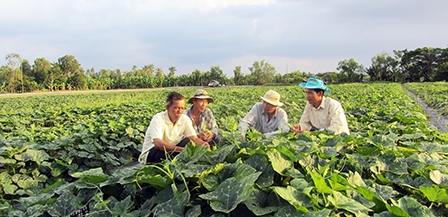 Tạo sự chuyển biến 
trong khắc phục khuyết điểm