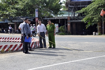 LẮP ĐẶT NÚT GIAO THÔNG CỐ ĐỊNH TẠI GIAO LỘ ĐƯỜNG TỈNH 922 VỚI ĐƯỜNG TỈNH 919