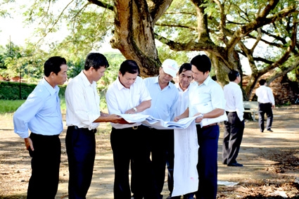 Rộn ràng chào đón ngày hội nông thôn mới