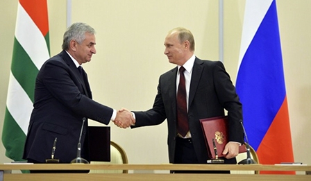 Phương Tây e ngại Nga mở rộng kiểm soát Biển Đen