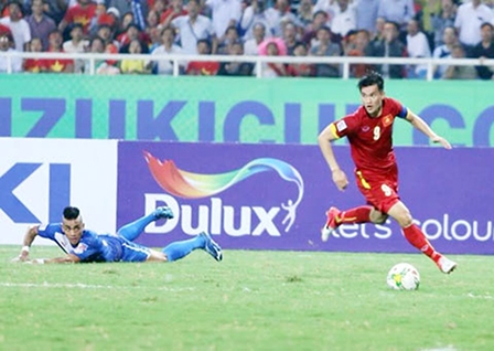 Việt Nam  Philippines: 3-1<br><br>
Chiếm ngôi đầu bảng
