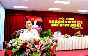 Tiếp xúc cử tri quận Ninh Kiều và Bình Thủy