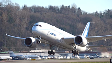 Boeing thử nghiệm chuyến bay đầu tiên sử dụng nhiên liệu “xanh”