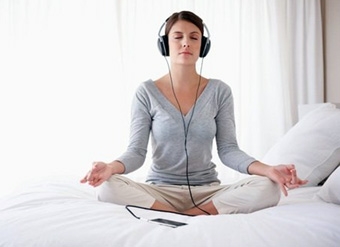 Những thói quen nên làm trước khi ngủ 
để cải thiện chất lượng sống