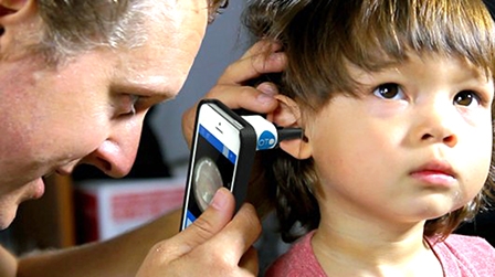 Kiểm tra tai trẻ tại nhà 

với Oto HOME