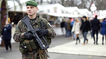 Pháp, Úc, Anh, Mỹ tăng cường an ninh dịp Giáng sinh