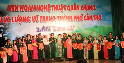 Khai mạc liên hoan nghệ thuật quần chúng lực lượng vũ trang thành phố lần thứ IV