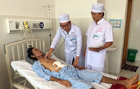 Cứu sống bệnh nhân phình động mạch chủ bụng to