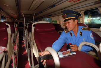 Đảm bảo giao thông thông suốt, đáp ứng nhu cầu đi lại dịp Tết Nguyên đán và các lễ hội Xuân Ất Mùi 2015