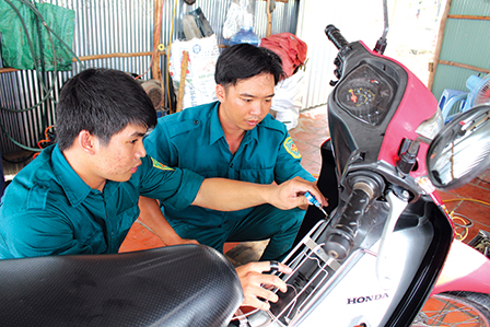 <img hspace=5 src="/img_post/3990/logoxuan2015.jpg" align=left border=0>Xứng danh
Bộ đội Cụ Hồ<br>