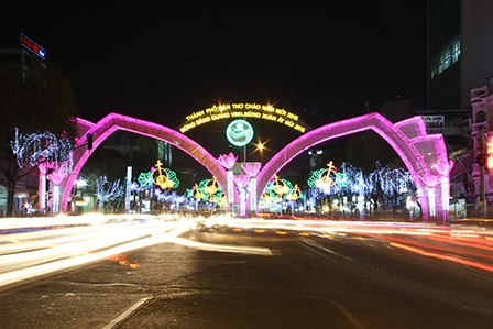 Đón Tết an toàn, tiết kiệm