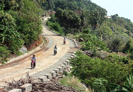 Ra đảo đón xuân