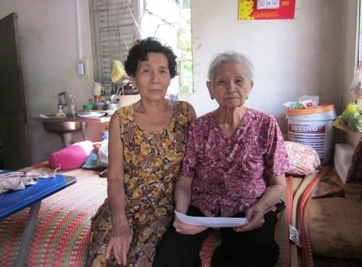 TRAO TIỀN TỪ THIỆN